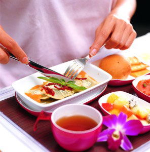 空中美味 國外航空公司的云端餐飲較量